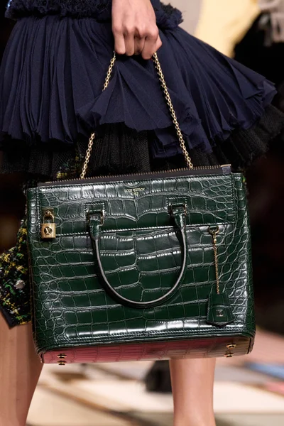 Look 36
